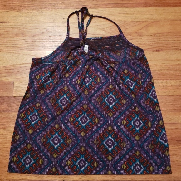 Tops - Picture 7 of 7